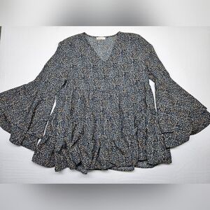 Chic Multicolor Blouse with‎ Flared Sleeves